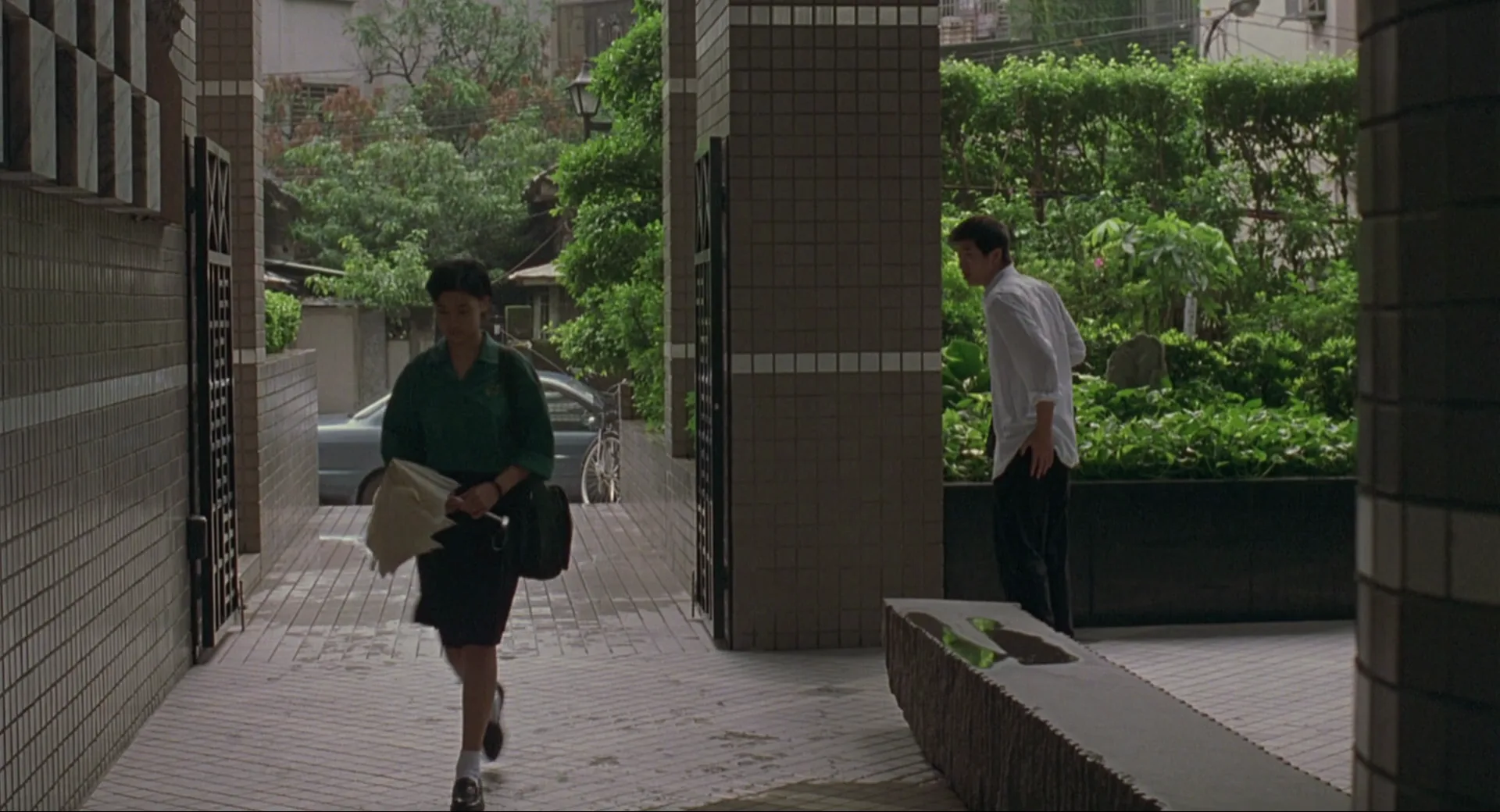 영원히 알지 못할 서로의 마지막의 될지도 모를 순간